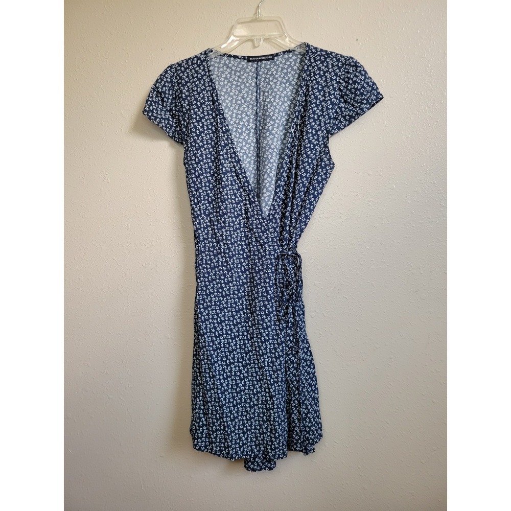 Brandy Melville Blue Robbie Wrap Dress Navy Blue Floral Italy Lightweight Sz M